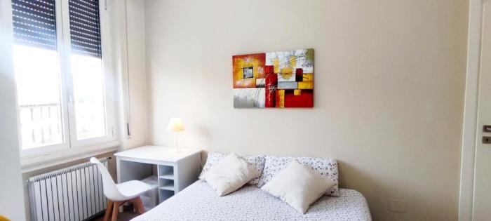2 Bedroom Gem Near Milano Centrale Fast Wi Fi Kademy House ห้อง รูปภาพ