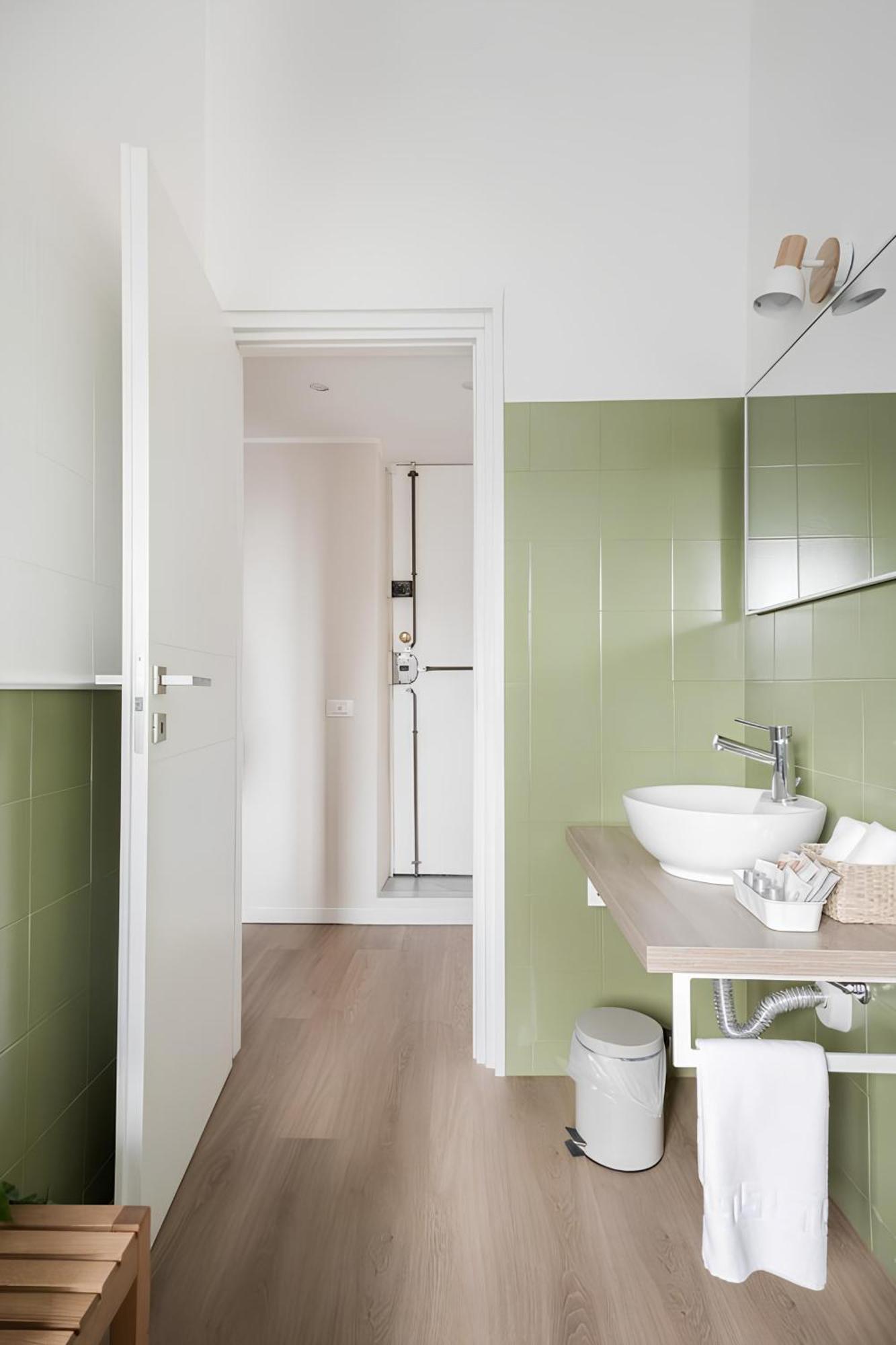 2 Bedroom Gem Near Milano Centrale Fast Wi Fi Kademy House ภายนอก รูปภาพ